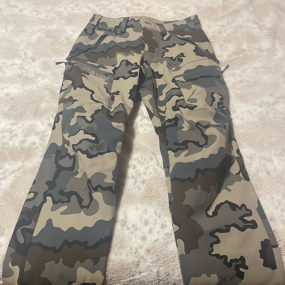 KUIU Pants Kuiu Guide Pants Poshmark